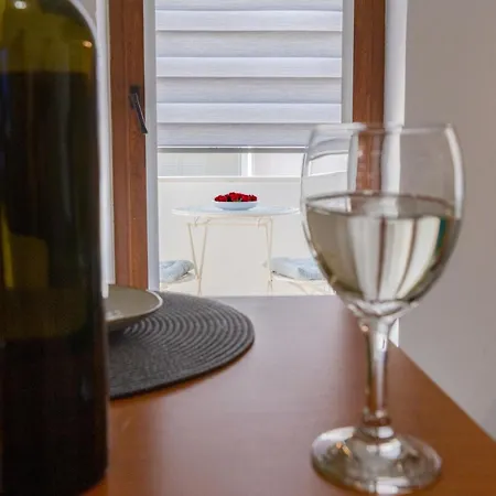 Center Ana Apartment Makarska