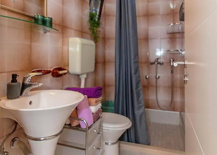 Apartment Center Ana Makarska