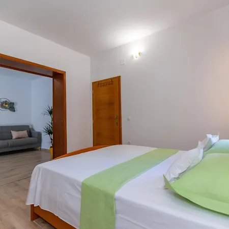 Apartman Center Ana *